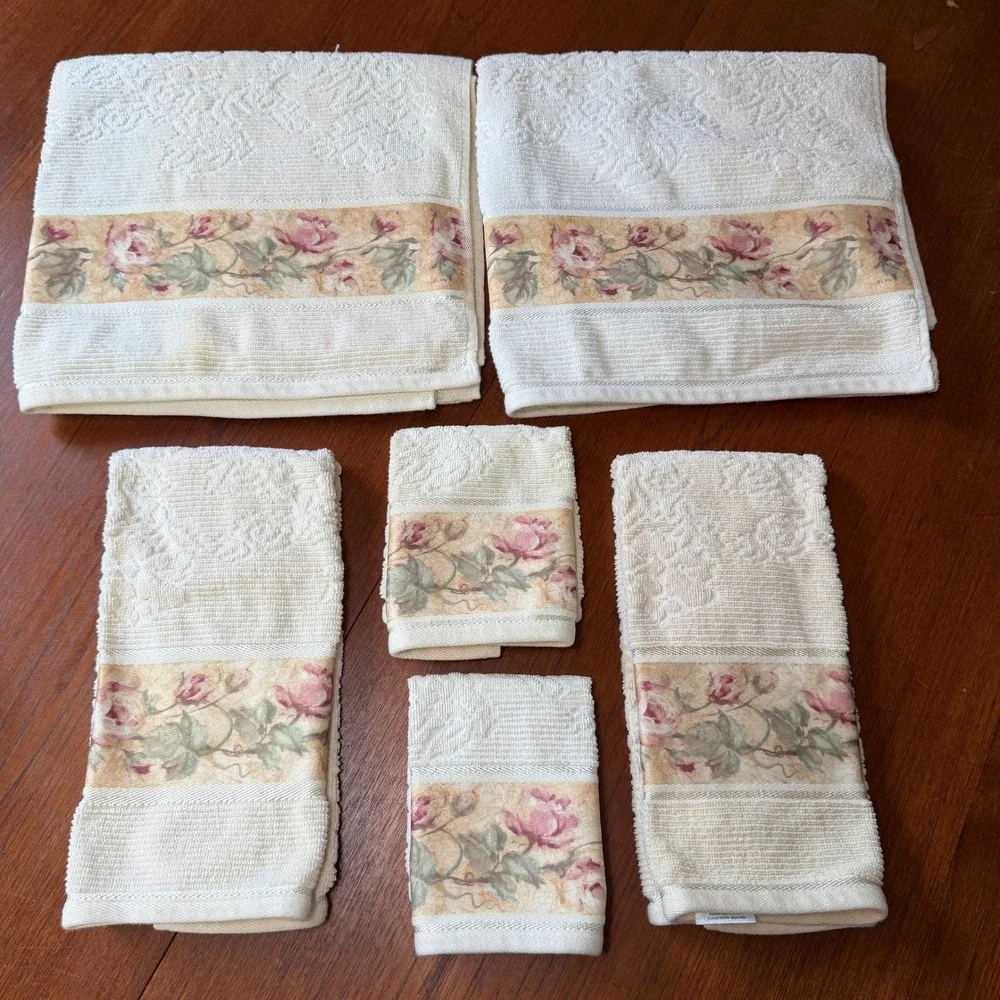 NEW Croscill Floral Rose Ivory Cotton Towel Set 6pc Bath Hand Washcloth Damask